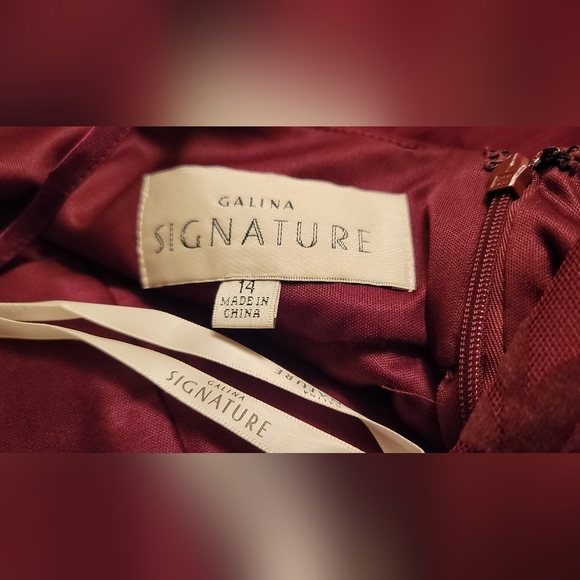 GALINA SIGNATURE || Burgandy Wine Half Wrap Formal Gown - Women's Sz 14 - Picture 9 of 16